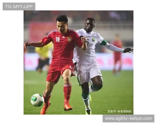 足球球星标牌动作详解与技巧解析全攻略